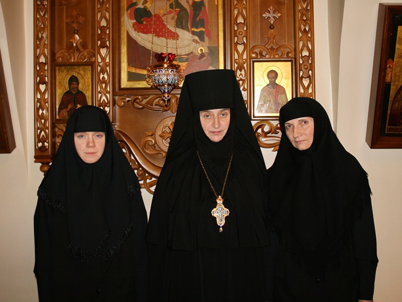 04.12.2018 подрясник с.Оли и с.Любы.jpg