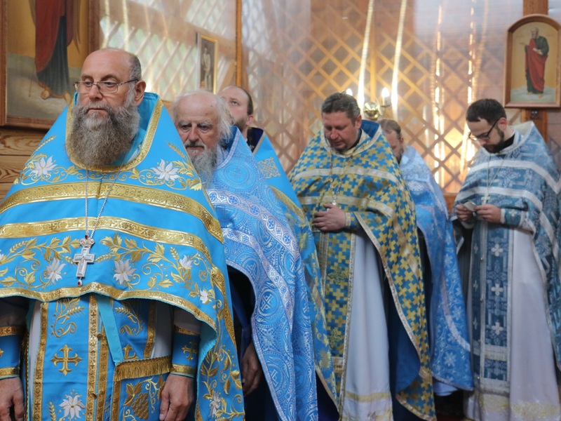 За Божественной Литургией.JPG