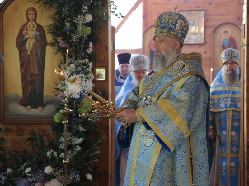 За Божественной Литургией.JPG
