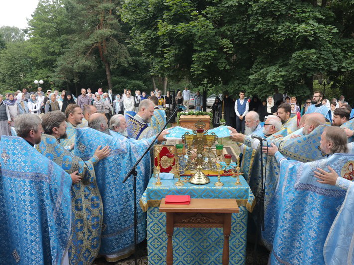 Божественная Литургия.JPG