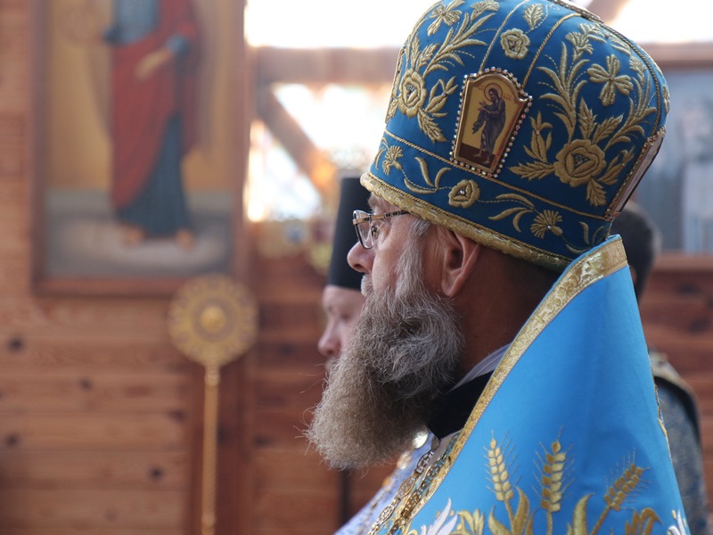 Протоиерей Петр Романович.jpg