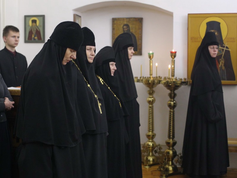 5 За Божественной Литургией.jpg 5 За Божественной Литургией.jpg