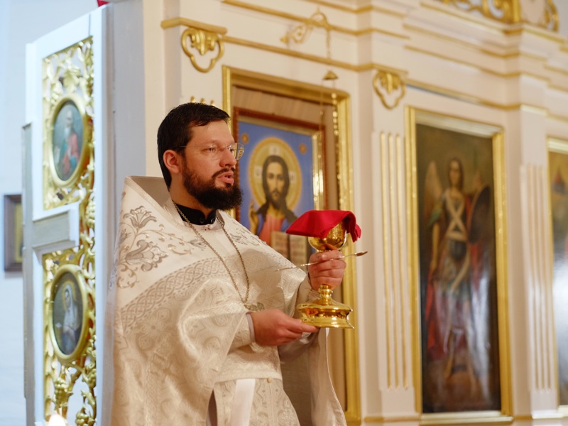 Перед Причащением.JPG