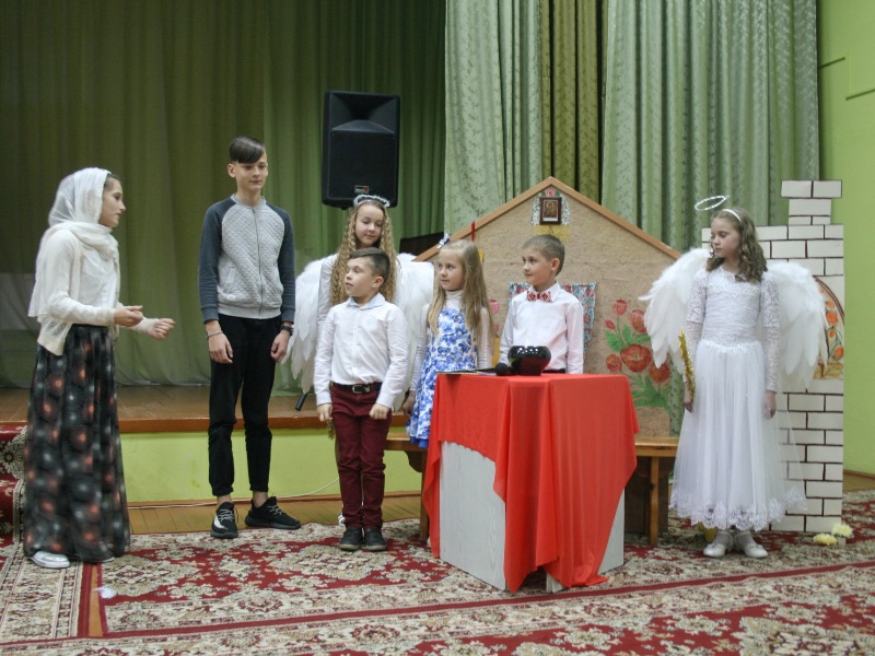 Пасхальное выступление.JPG