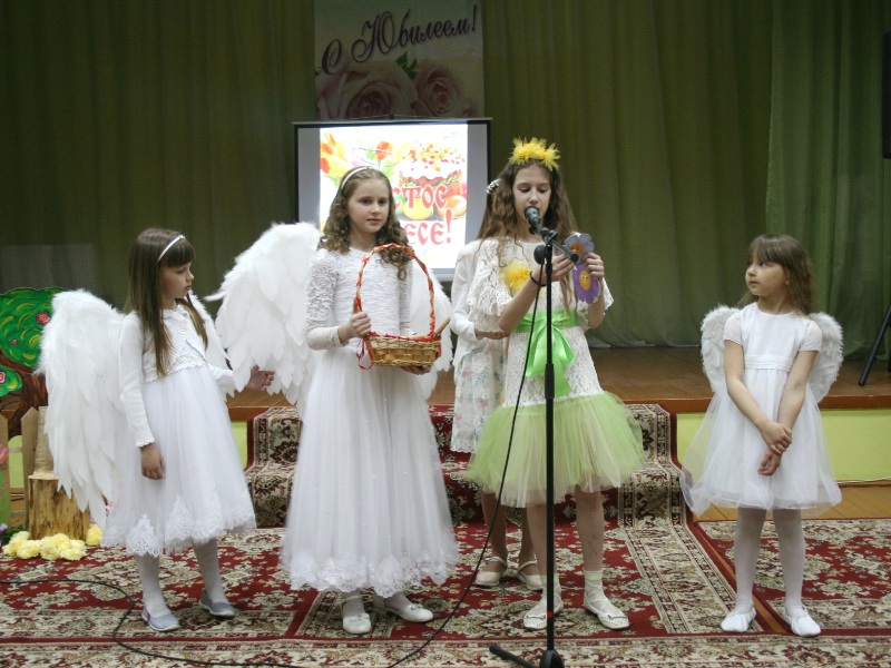 Пасхальное выступление.JPG