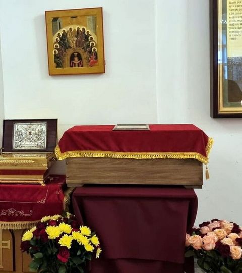 Рака с  мощами прпХаритины .jpg
