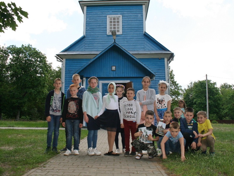 Свято-Никольский храм. с. Вежное.JPG