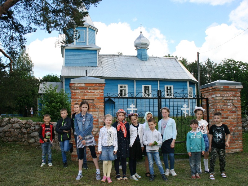 Свято-Никольский храм. с. Вежное.JPG