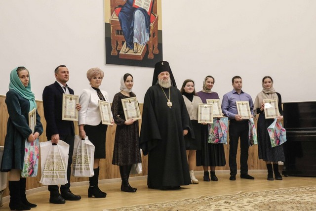 диплом-640-427.jpg