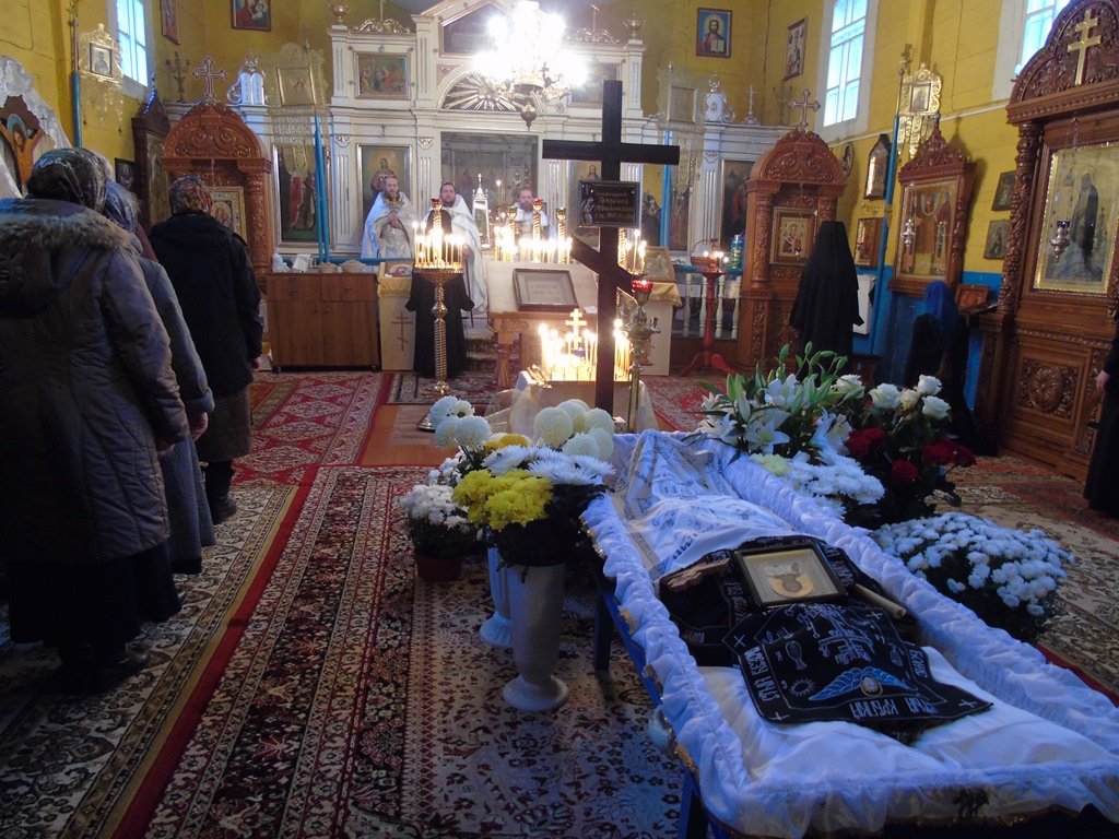 Литургия в день погребения.jpg Литургия в день погребения.jpg