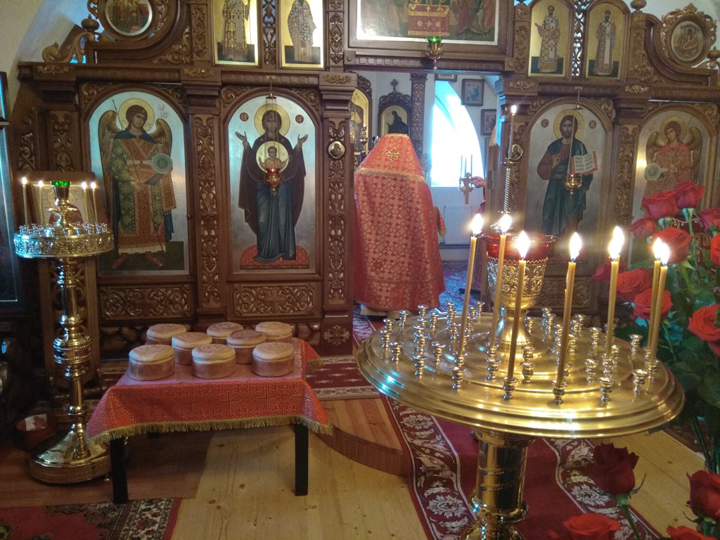 Светлый Понедельник.jpg