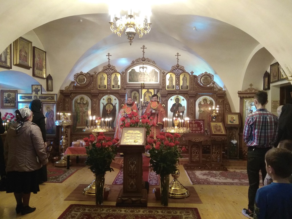 Светлый Понедельник.jpg