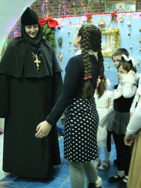 Поздравление Матушки Игумении.JPG