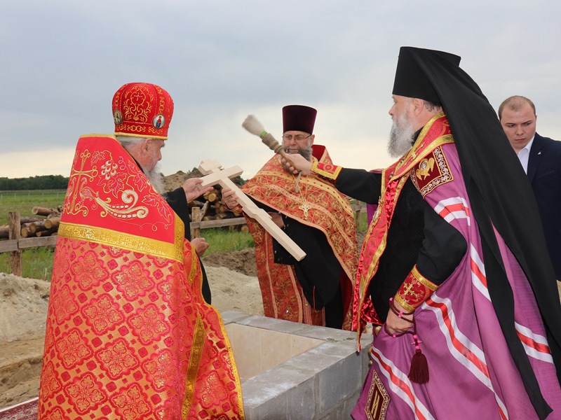 Освящение Креста.jpg