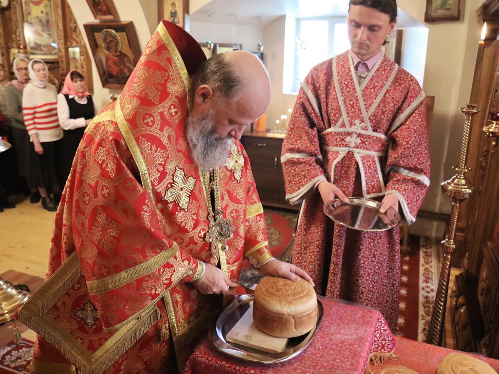 Раздача Артоса.jpg