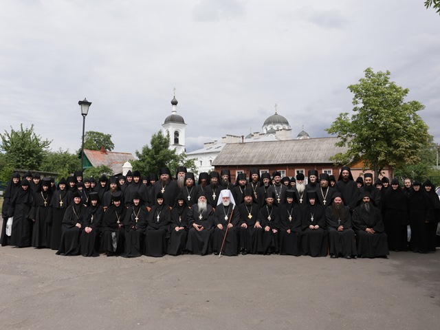 С митрополитом Павлом.jpg