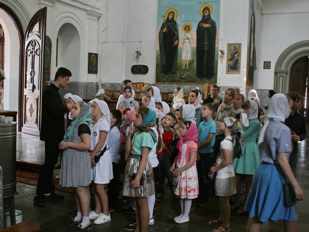 В Успенском храме.jpg