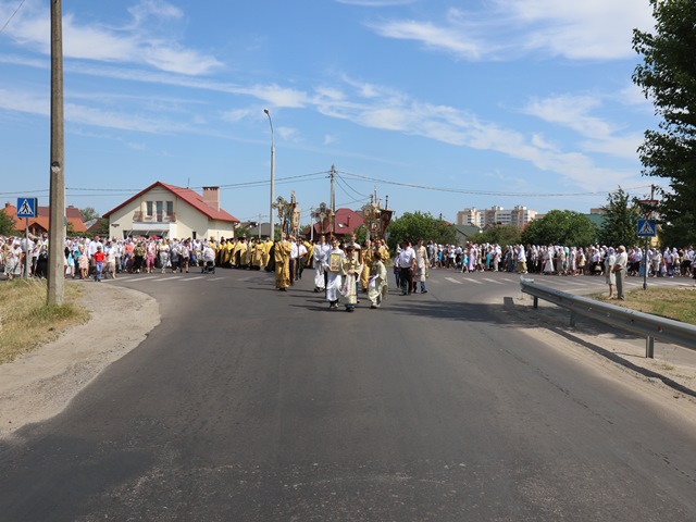 Встреча Крестных ходов.jpg